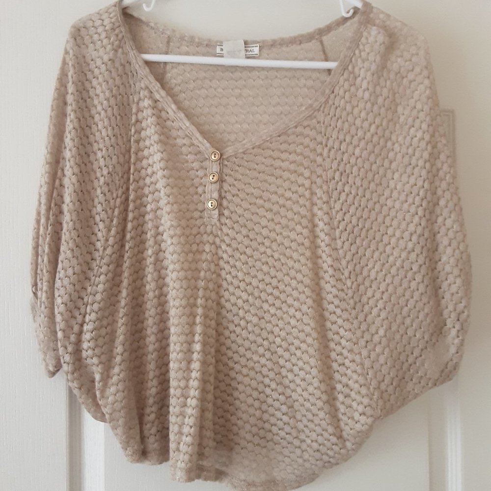 Gold metallic sweater with short sleeves